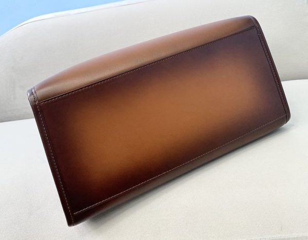 人気急上昇フェンディ サンシャイン ラージ コピー レザーショッパー fea79924 - 画像 (3)