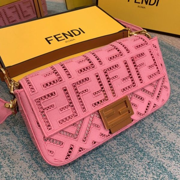 日本未入荷フェンディ バゲット キャンバス バッグ コピー/刺繍 feu38678 - 画像 (3)