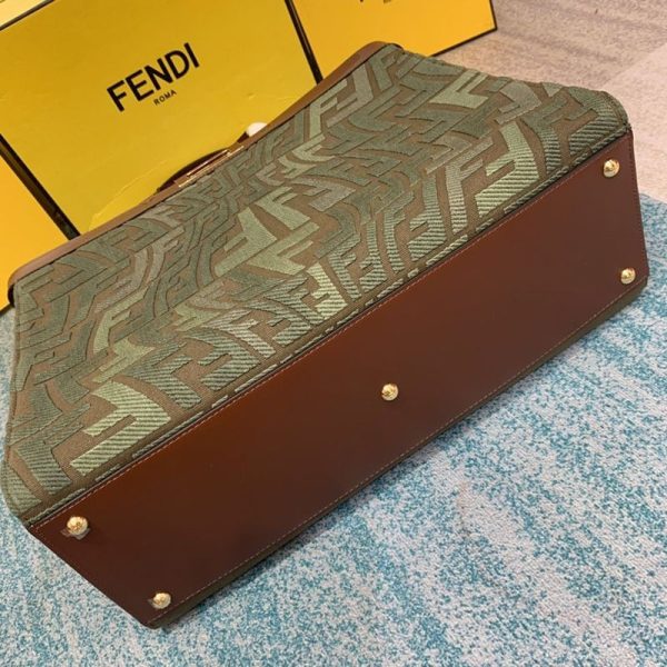 希少色フェンディ ピーカブー エックストート 偽物 FFウール フィッシュアイ バッグ fek61251 - 画像 (9)