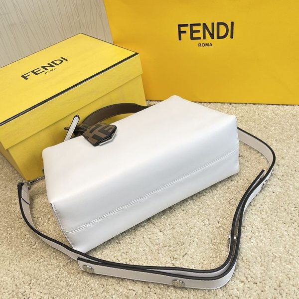 大人気!!新色フェンディ コピー バイ ザ ウェイ ミディアム レザー ボストンバッグ fek65311 - 画像 (7)