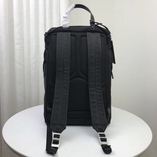 限定希少 プラダ新作【ナイロンサフィアーノバックパック】2VZ135 pui21250 - 画像 (2)