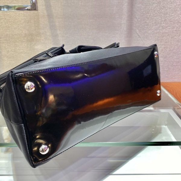 超話題!【プラダ】システム ナッパレザー パッチワーク トートバッグコピー pug82605 - 画像 (7)
