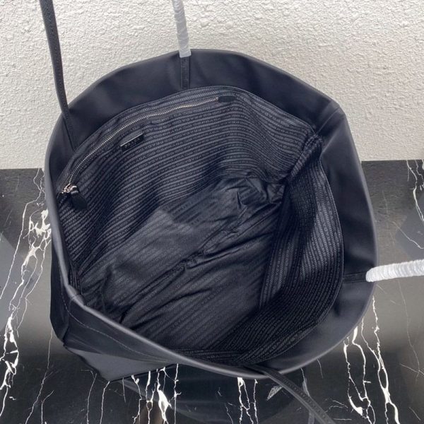 超希少！【プラダ】プラダ*Re Nylon コピーサフィアーノレザー トートバッグ pus78470 - 画像 (6)