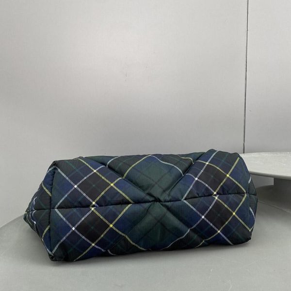 稀少【プラダ】パデッド Re Nylon 偽物トートバッグ リナイロン puy63958 - 画像 (4)