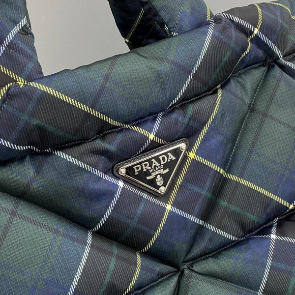 稀少【プラダ】パデッド Re Nylon 偽物トートバッグ リナイロン puy63958 - 画像 (5)