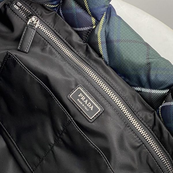 稀少【プラダ】パデッド Re Nylon 偽物トートバッグ リナイロン puy63958 - 画像 (9)