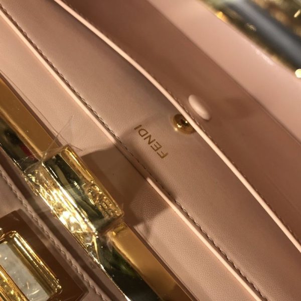 送料込フェンディ ピーカブー アイシーユー コピー スモール レザーバッグ fek85022 - 画像 (7)