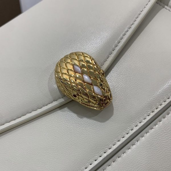 送料込【ブルガリ】新色! SERPENTI FOREVER 白 ナッパ ハンドバッグ Buy87368 - 画像 (6)