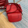 人気急上昇ヴァレンティノ ショルダーバッグ 偽物 Vロゴ SUPERVEE レザー クロスボディバッグ Vut43902 - 画像 (2)