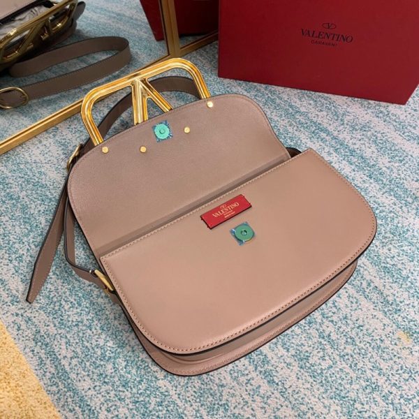 大人気！ヴァレンティノ ショルダーバッグ 偽物 Vロゴ SUPERVEE レザー クロスボディバッグ Vug57845 - 画像 (6)