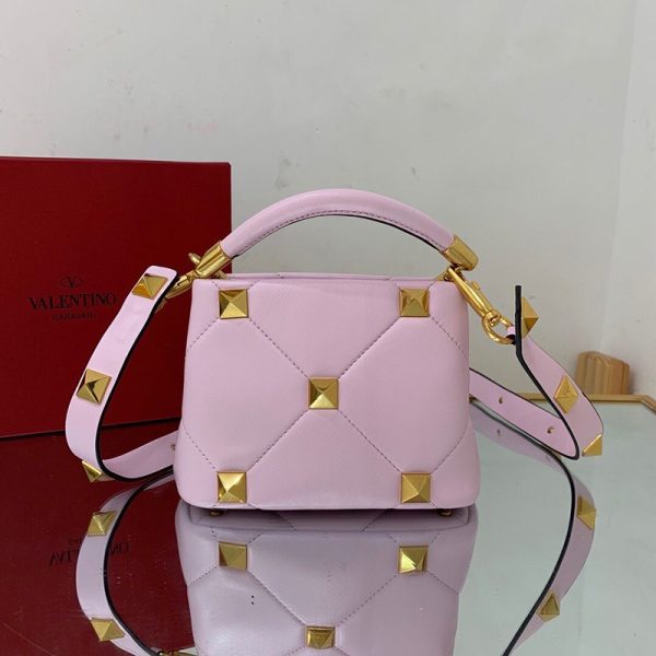 ★日本!!人気！ヴァレンティノ ハンドバッグ 偽物 ROMAN STUD QUILTED Vux71343 - 画像 (2)