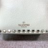 入手困難ヴァレンティノ ショルダーバッグ コピー ハンドバッグ★ロックスタッズ Vup84449 - 画像 (9)