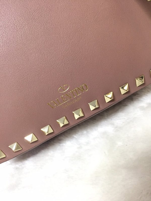 ★日本!!人気！ヴァレンティノ ショルダーバッグ コピー ハンドバッグ★ロックスタッズ Vuy67038 - 画像 (2)
