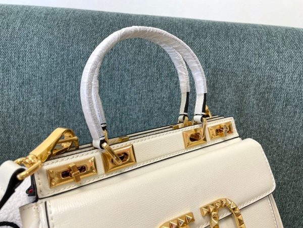 【日本未発売】【ヴァレンティノ ハンドバッグ コピー】ROCKSTUD ALCOVE Vul31375 - 画像 (4)