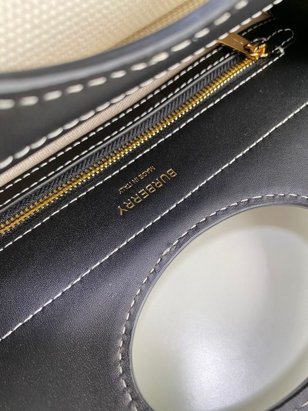 日本未入荷【バーバリー ポケットバッグ 偽物】ミニ ツートン キャンバス＆レザー Baj66149 - 画像 (9)