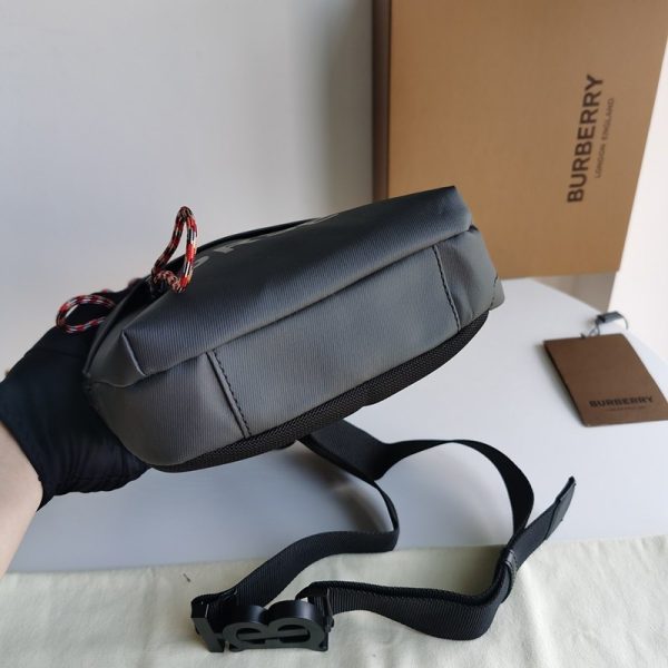 【日本未発売】バーバリー ショルダーバッグ 偽物 ホースフェリーhorseferryショルダークロスボディバッグ Bac61816 - 画像 (5)