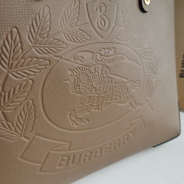 21-22AWバーバリー トートバッグ スーパーコピー SM TOTE Baq21819 - 画像 (3)