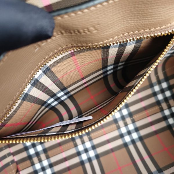 21-22AWバーバリー トートバッグ スーパーコピー SM TOTE Baq21819 - 画像 (8)