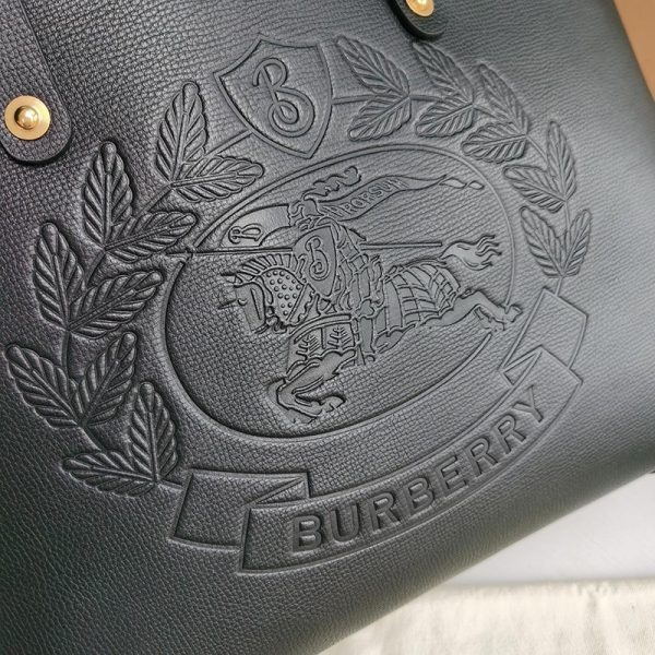 目を惹くカラー バーバリー トートバッグ スーパーコピー SM TOTE Bak78743 - 画像 (3)