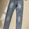 【日本未発売】ルイヴィトン デニムパンツ 偽物 モノグラムパッチワーク vun42414 - 画像 (3)