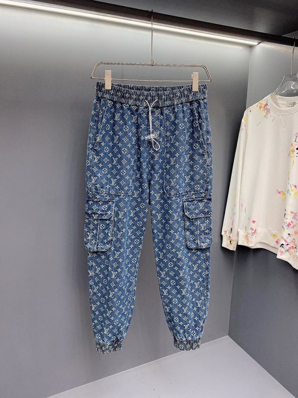 超話題!ルイヴィトン デニムパンツ 偽物 モノグラムパッチワーク vuk09402 - 画像 (5)