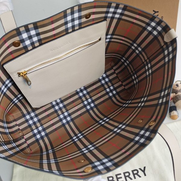 ★日本!!人気！バーバリー トートバッグ スーパーコピー SM TOTE Bab64289 - 画像 (9)