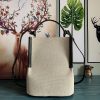 春もの新作バーバリー ハンドバッグ 偽物 2WAY ペギー バケットバッグ NATURAL 8026824 - 画像 (3)