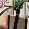 春もの新作バーバリー ハンドバッグ 偽物 2WAY ペギー バケットバッグ NATURAL 8026824 - 画像 (7)