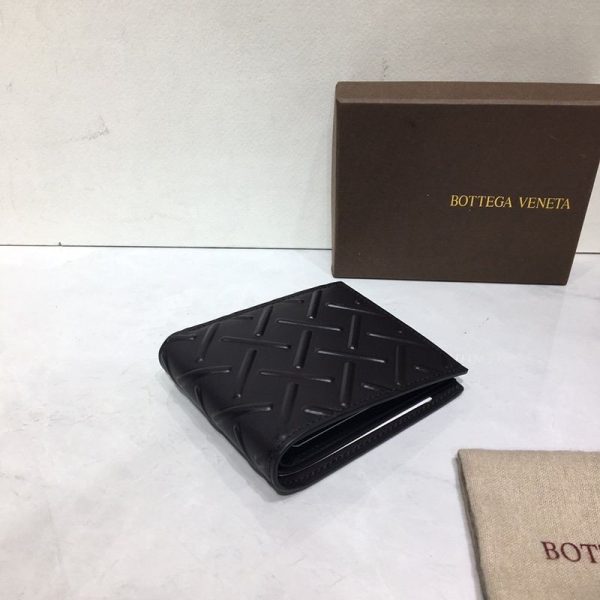 世界中で大人気♪ボッテガヴェネタ 偽物 小銭入れ付き 折りたたみ財布 bom35069 - 画像 (4)