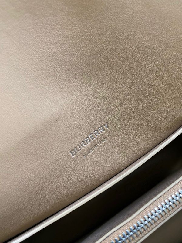☆超人気☆バーバリー クラッチバッグ 偽物 レディース 2WAYショルダーバッグ Baw91510 - 画像 (9)