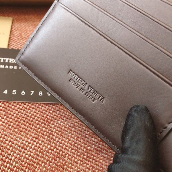 日本未入荷ボッテガヴェネタ 二つ折りウォレット 偽物 bon84583 - 画像 (8)