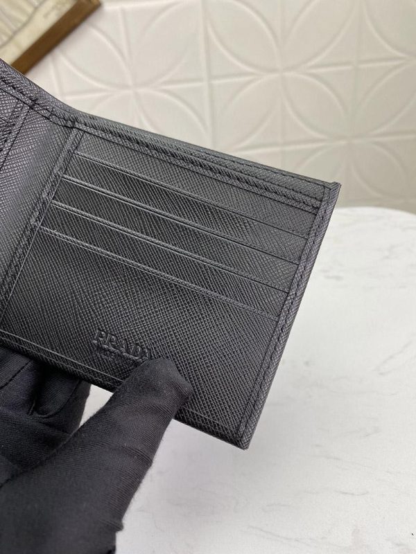 稀少 高品質♪♪ プラダ 偽物 レザー折りたたみ財布 pun29913 - 画像 (8)