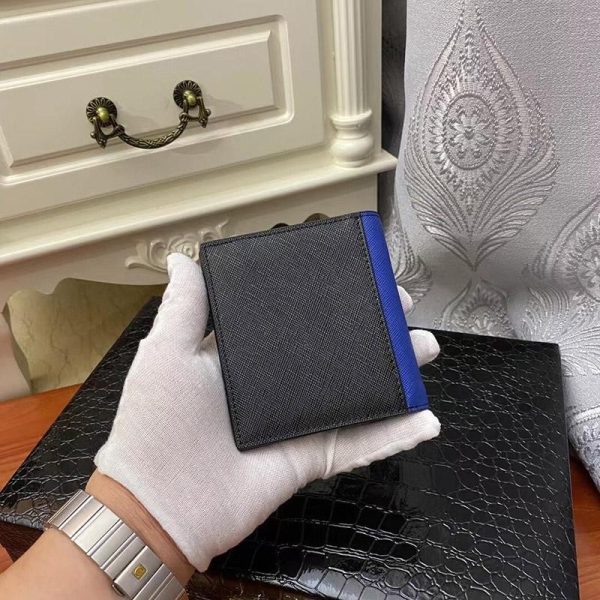 入手困難 プラダ レザー折りたたみ財布 スーパーコピーN級品 puf45960 - 画像 (2)