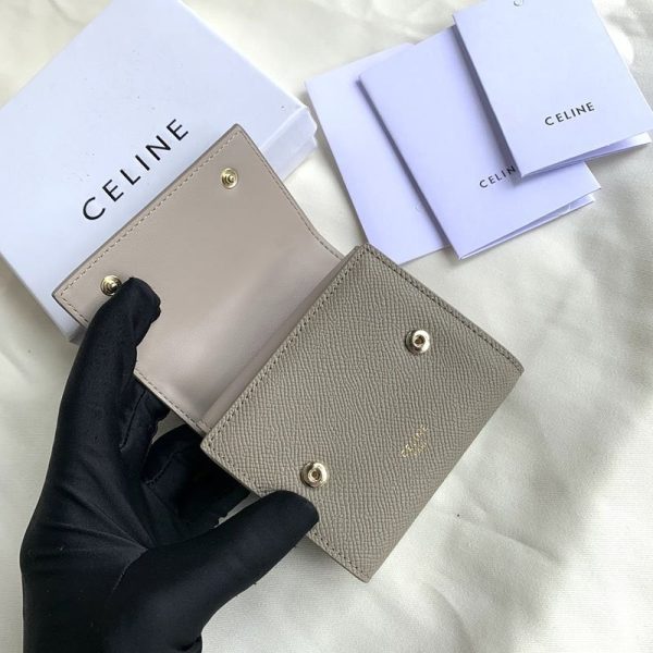 人気急上昇 セリーヌ/スモール トリフォールド ウォレット スーパーコピー Cen62981 - 画像 (5)