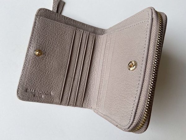 大人気 バレンシアガ 財布 コピー NEO CLASSIC ミニウォレット 64010715Y071000 - 画像 (5)