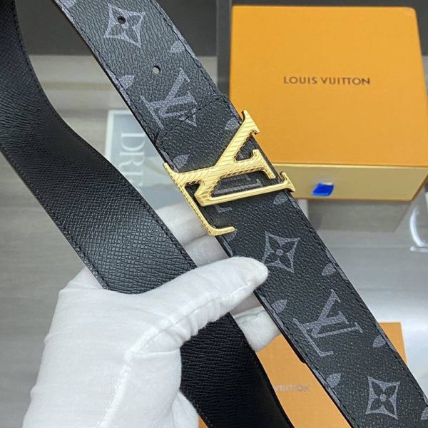 入手困難ルイヴィトン サンチュール・LVイニシャル コピー 40MM リバーシブル vua64402 - 画像 (4)