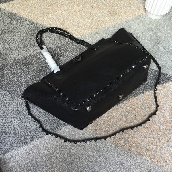入手困難★ヴァレンティノ トートバッグ コピー★ カーフスキン ミディアム ロックスタッドバッグ Vun89155 - 画像 (6)