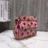 稀少【ヴァレンティノ ショルダーバッグ 偽物】人気★ロックスタッズ スパイク スモール バッグ Vuw76251 - 画像 (2)