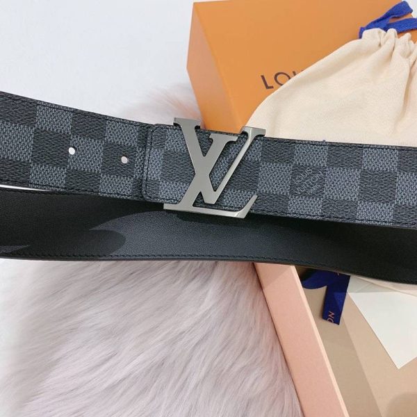 春もの新作ルイヴィトン サンチュール・ダミエ プリント コピー 40MM リバーシブルベルト vun80032 - 画像 (4)