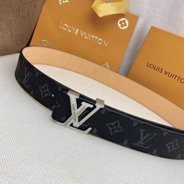 入手困難ルイヴィトン 偽物 サンチュール・LVイニシャル 40MM リバーシブル ベルト vul34660 - 画像 (6)