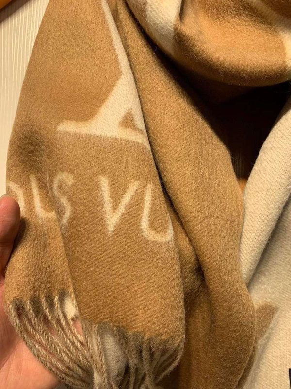 完売必至 お洒落に♪ルイヴィトン カシミヤ タッセル マフラ 偽物 vum94325 - 画像 (7)