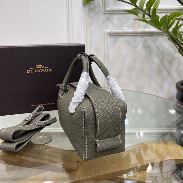 《大人気》DELVAUX 偽物◆Cool Box Mini ソフトグレインレザー製 ハンドバッグ Dee10502 - 画像 (2)