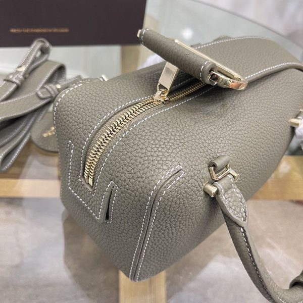 《大人気》DELVAUX 偽物◆Cool Box Mini ソフトグレインレザー製 ハンドバッグ Dee10502 - 画像 (6)