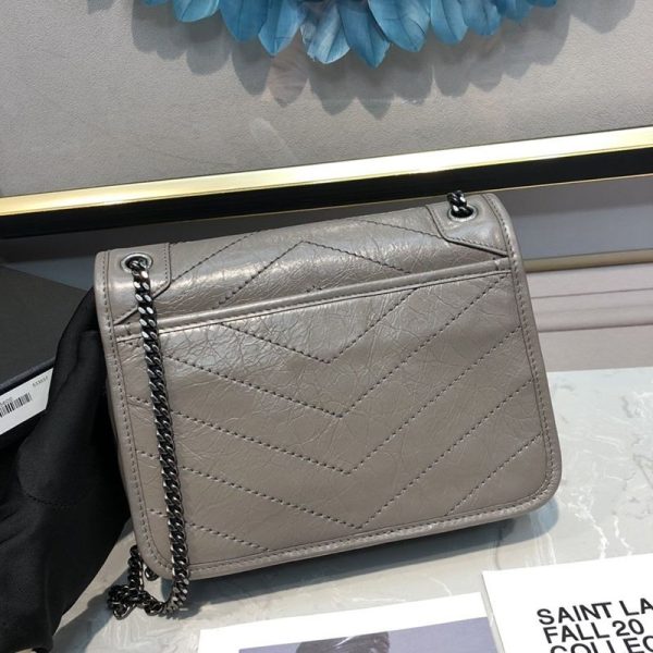 最安値挑戦 サンローラン ニキ ベイビー クリンクルヴィンテージレザー 偽物 Saq76621 - 画像 (2)