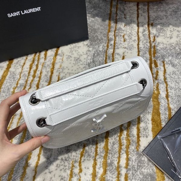 世界中で大人気♪サンローラン ニキ ベイビー 偽物 クリンクルヴィンテージレザー Sao98437 - 画像 (4)