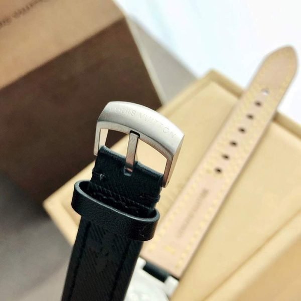 大人気!!新色 ルイヴィトン 時計 コピー タンブール ストリート ダイバー  36mm vuf03213 - 画像 (9)