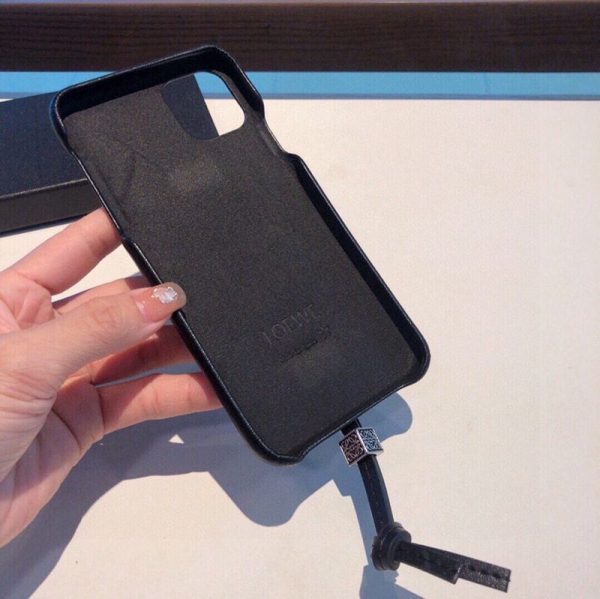 22AW最新作【ロエベ ケース コピー】レザー iPhone用ケース loc70750 - 画像 (6)