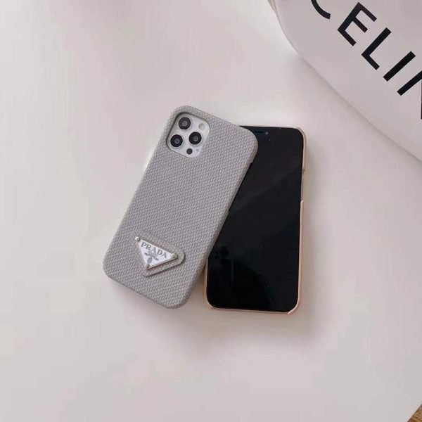 送料込 プラダ ケース スーパーコピー トライアングルロ レザーiPhone12/proケース pul86663 - 画像 (6)