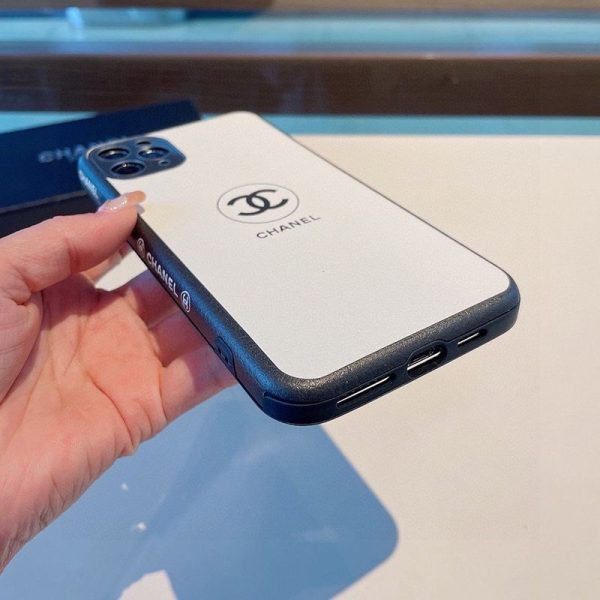 《大人気》シャネル スマホケース iPhone11/12/13ケース 偽物 shh37612 - 画像 (5)
