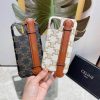 定番 超人気 セリーヌ☆トリオンフ iPhone11/12 pro ケース 偽物♪ Cez85812 - 画像 (8)
